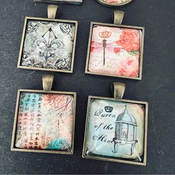 Vintage Style Square Pendants Set - Picture 2 of 4